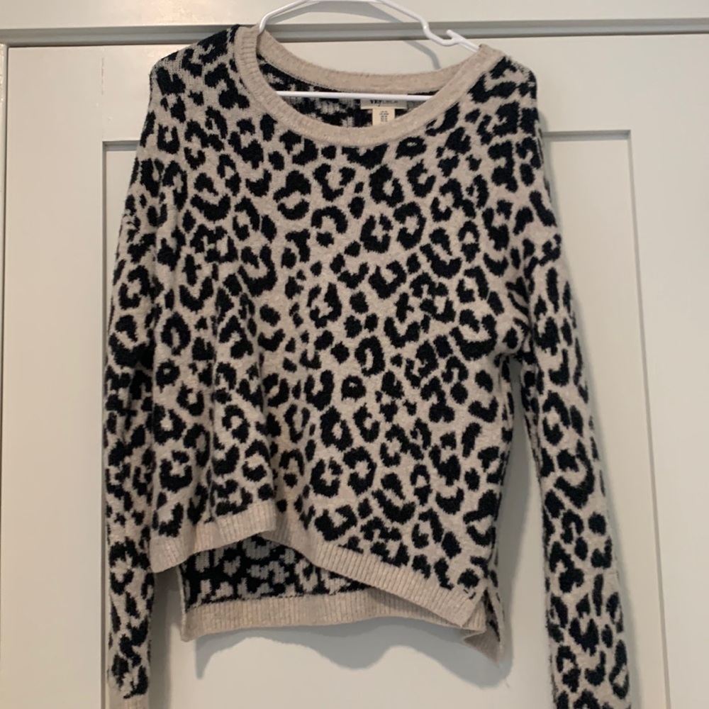Cheetah print sweater